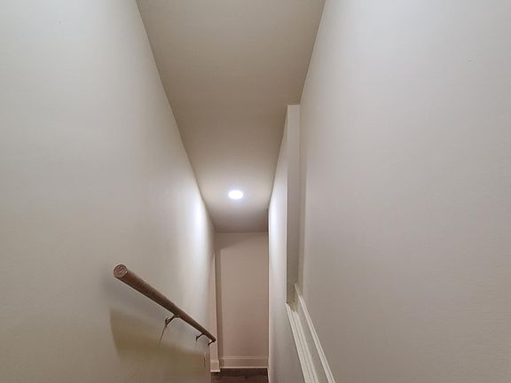 4th image of 4515 Lansing Dr