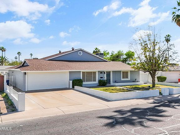 2nd image of 1413 E LAGUNA Drive