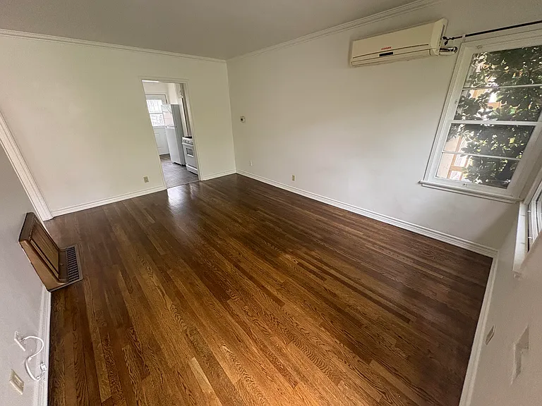 3802 W Heffron Dr #B — Photo 3