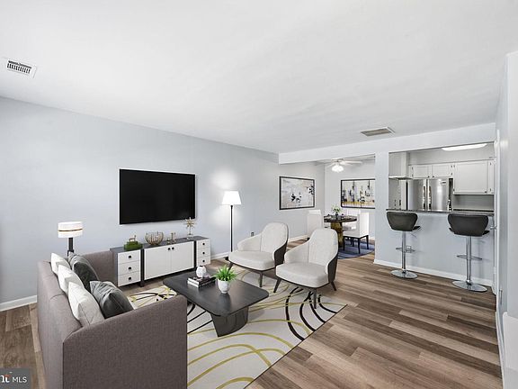 2nd image of 11456 Fruitwood Way #95