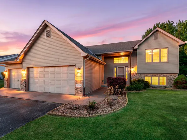 28359 Lakeside Way, Lindstrom, MN 55045