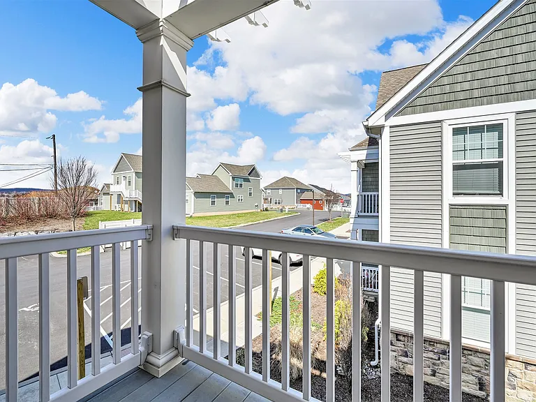 15 Pacific Blvd #K — Photo 19