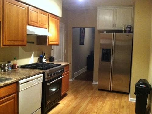 2nd image of 574-576 City Park Ave
