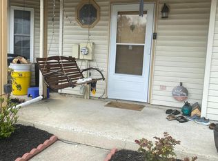 11 Summit Ct, Clementon, NJ 08021