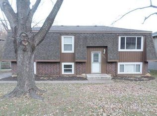 4809 Woody Creek Ln, Kansas City, MO 64151