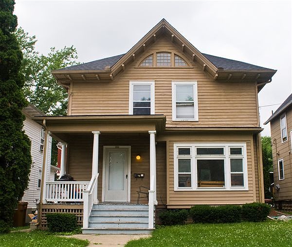 1018 E University Ave