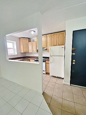 3rd image of 76-19 47th Ave #3AA