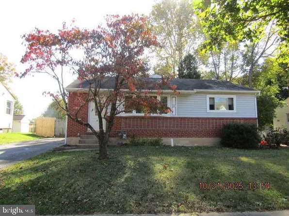 1017 Scott Ave, Rockville, MD 20851