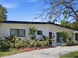 5001 NE 23rd Ave, Lighthouse Pt, FL 33064