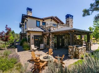 65683 Swallows Nest Ln, Bend, OR 97701