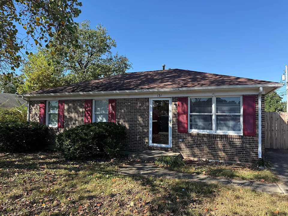 121 Arrowhead Dr