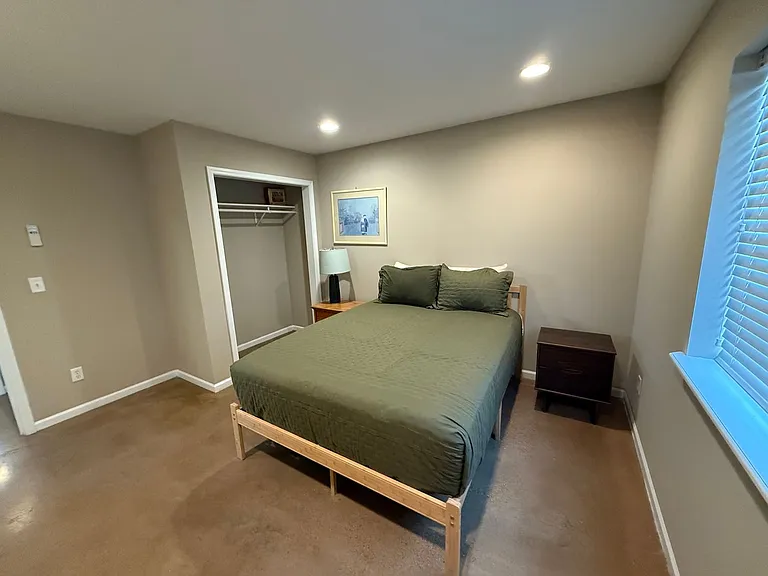 1409 Paris Rd #201 — Photo 17