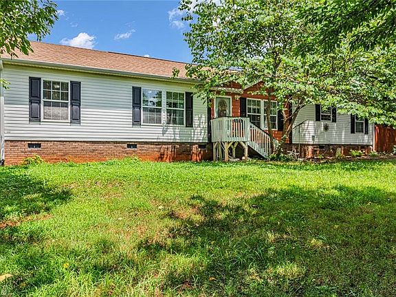 3rd image of 515 Wafford Rd