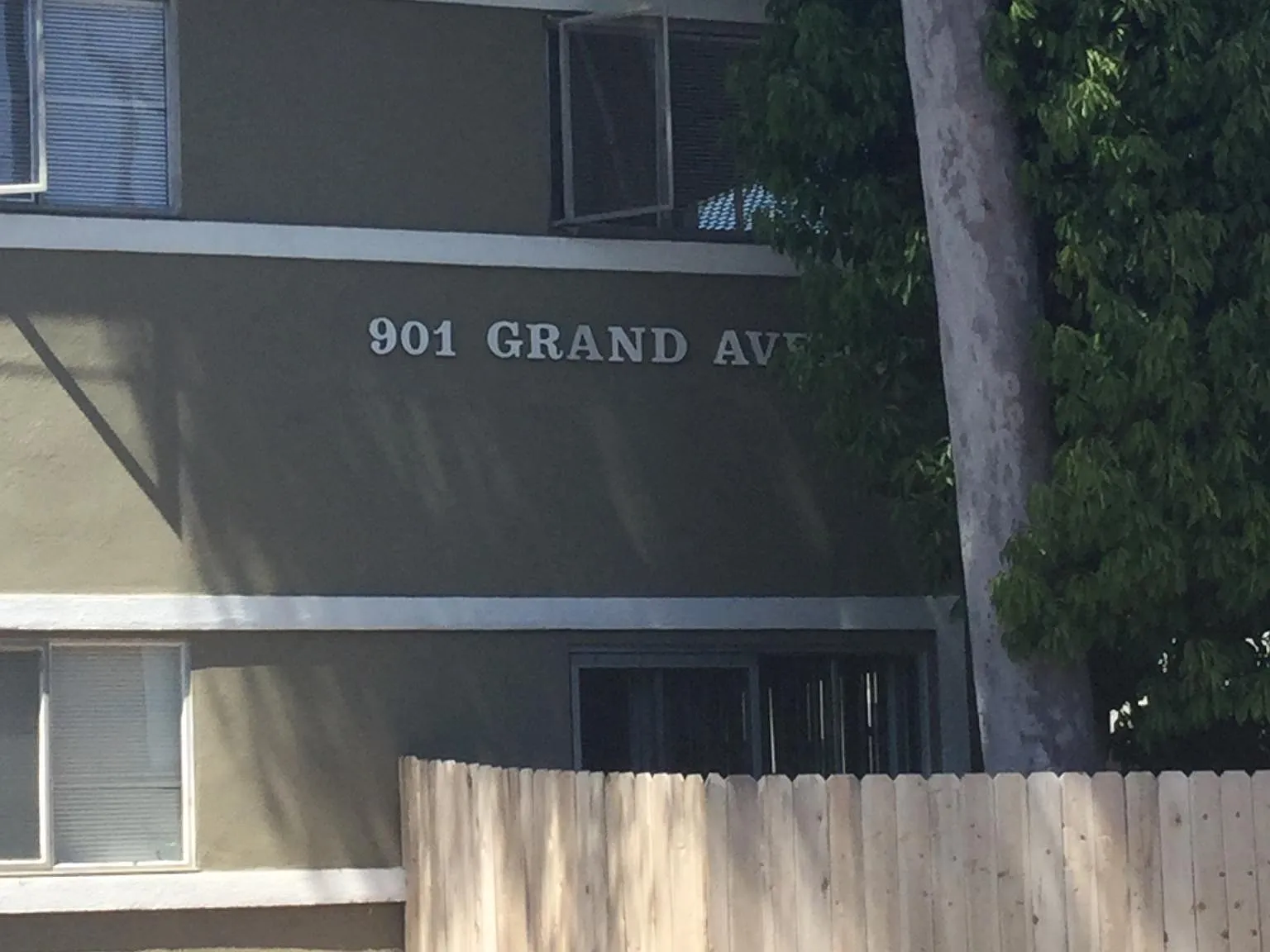 Grand Ave, Long Beach — Photo 3