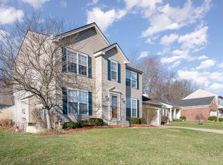 1559 Thornberry Rd, Amelia, OH 45102