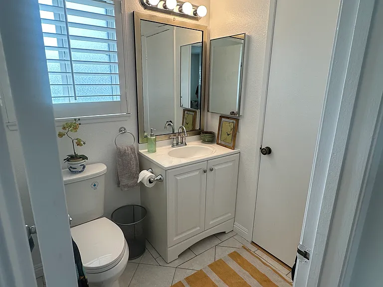 1448 Bentley Ct — Photo 6
