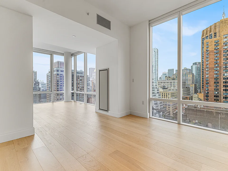 501 3rd Ave #26E