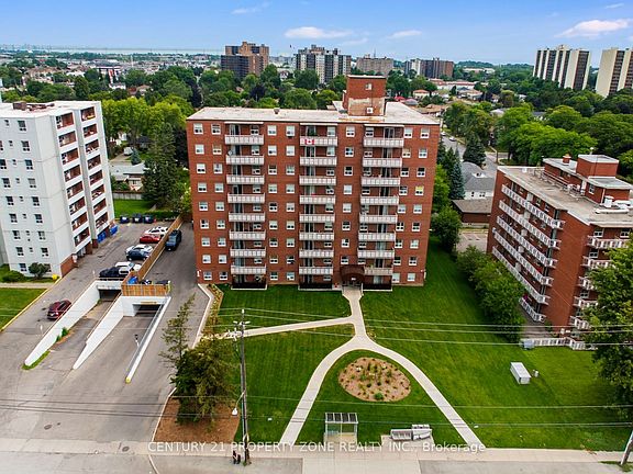 4th image of 851 Queenston Rd #105