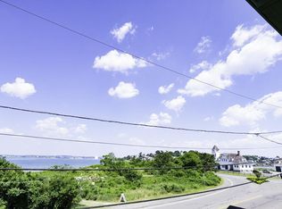 4 Castle Rd APT 2, Nahant, MA 01908