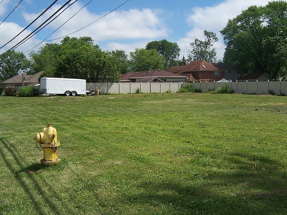 2nd image of 14105 S Lavergne Ave