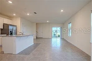 3 bed, 2.5 bath, 1817 sqft, $2,850 — Photo 3