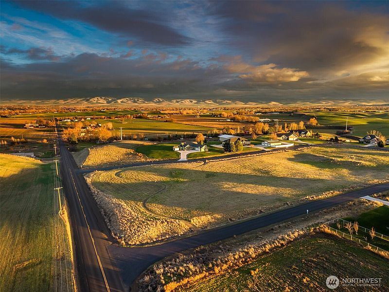 2nd image of 0 TBD Bluff Haven Road Lot 12