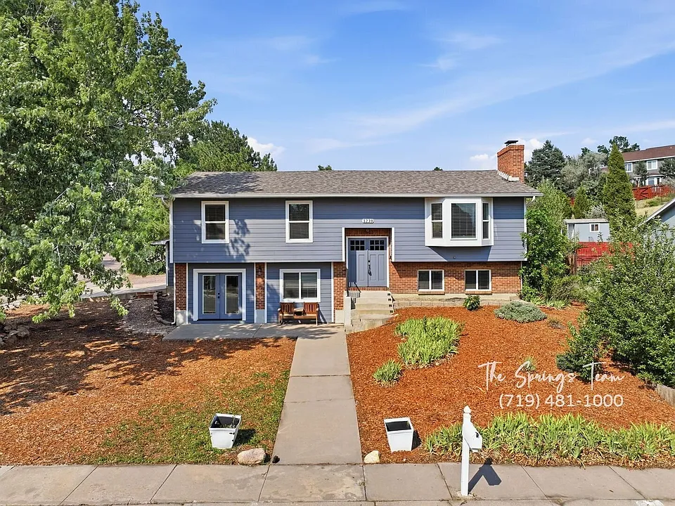 1239 Suncrest Way