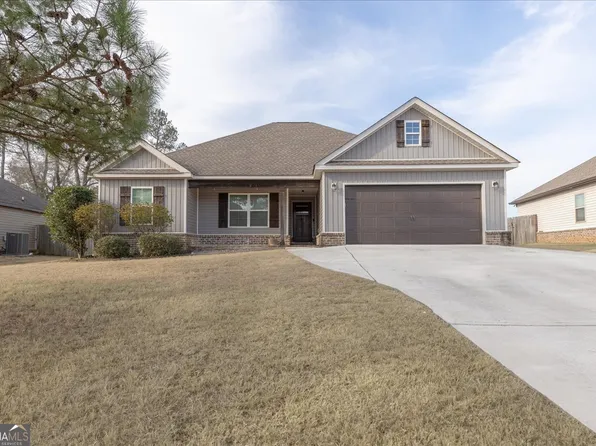 207 Kendall Ct, Perry, GA 31069