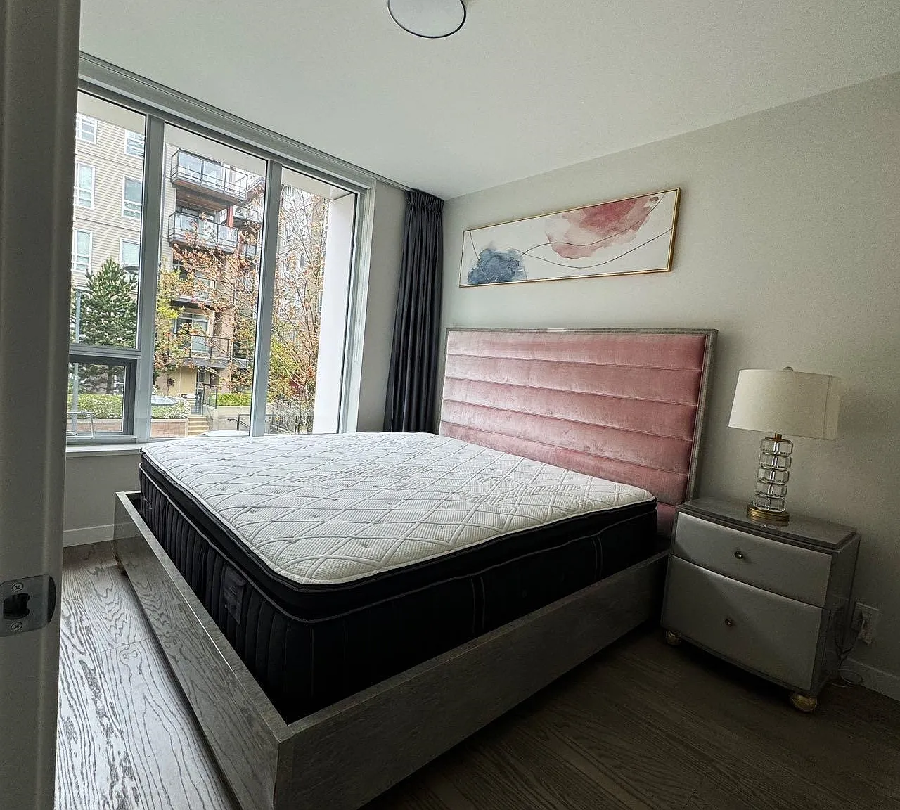 3 bed, 1680 sqft, $6,500 — Photo 2