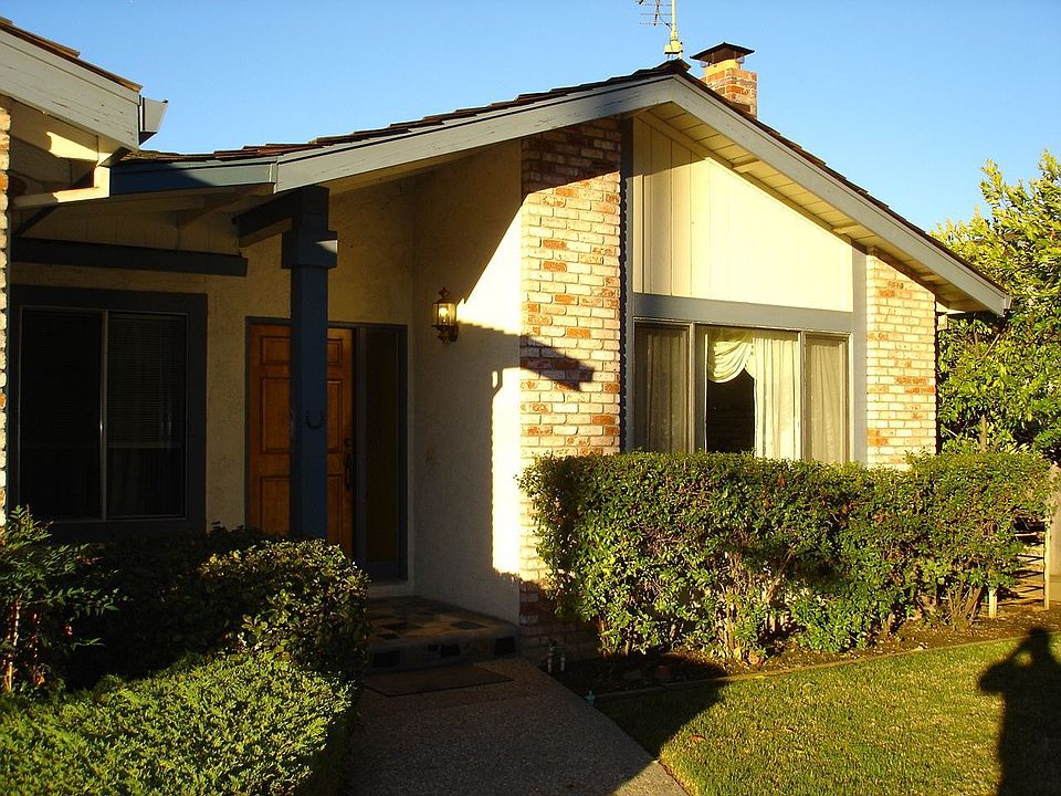 1st image of 3251 Noble Ave