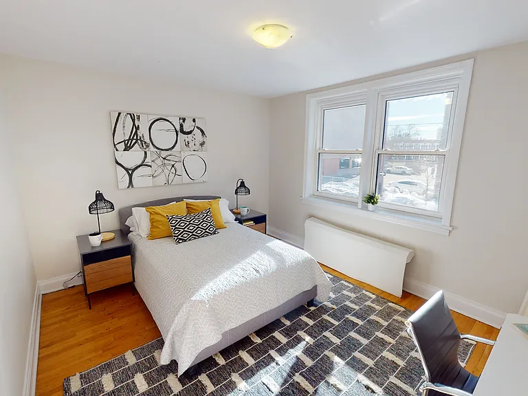 225 Maclaren St — Photo 6