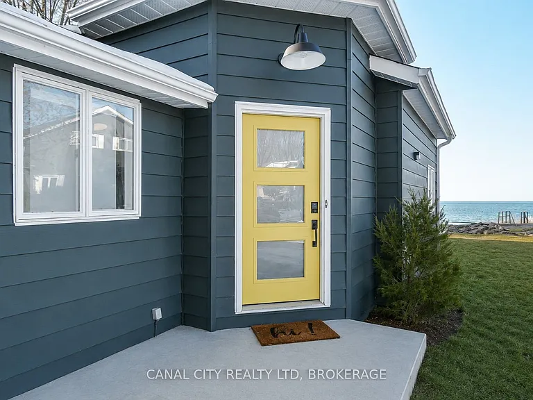 6 Colton Ave — Photo 4