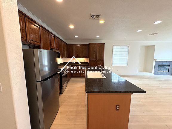 5th image of 9594 Crisswell Dr