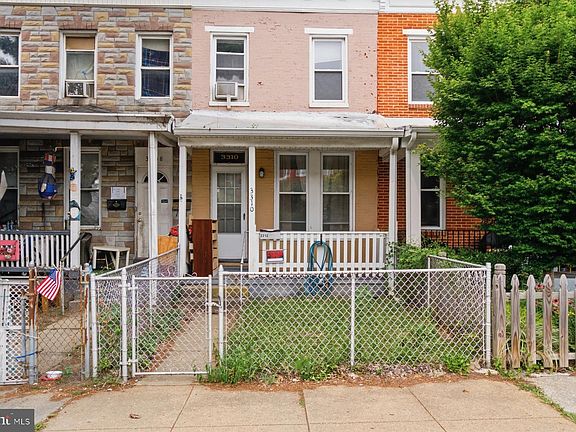 2nd image of 3310 Chestnut Ave