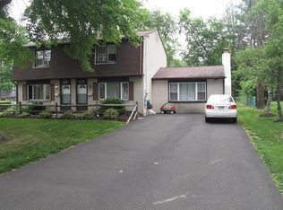 493 Ivy St, Warminster, PA