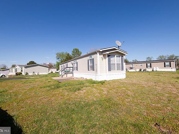 2nd image of 5936 Heritage Rd