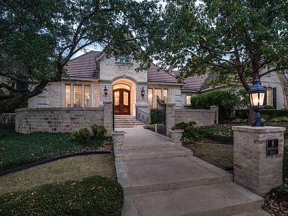 2nd image of 6 Merrivale Pl