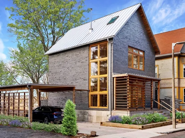 12 Thwing St, Roxbury, MA 02119