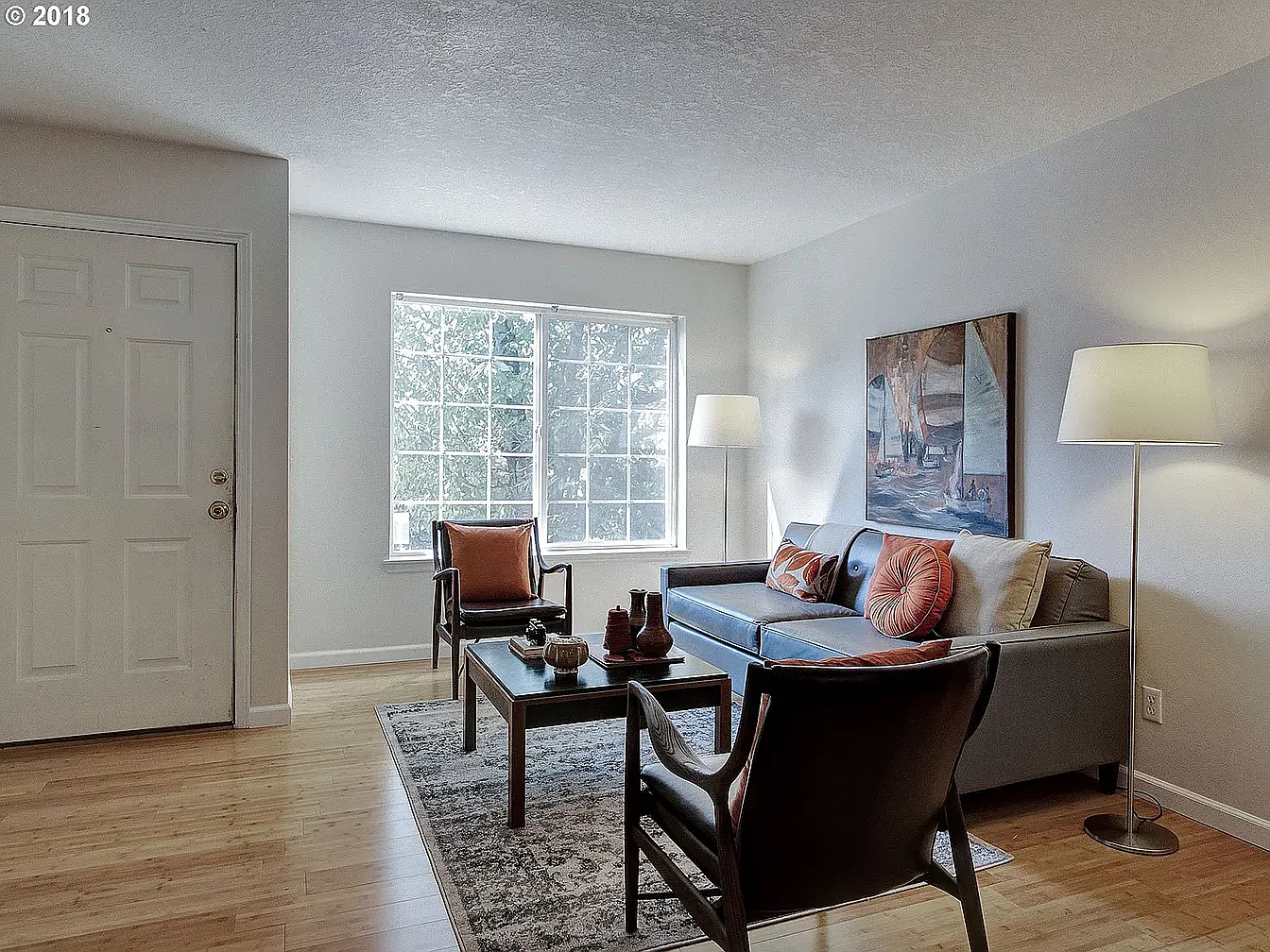 3 bed, 1465 sqft, $2,700 — Photo 2