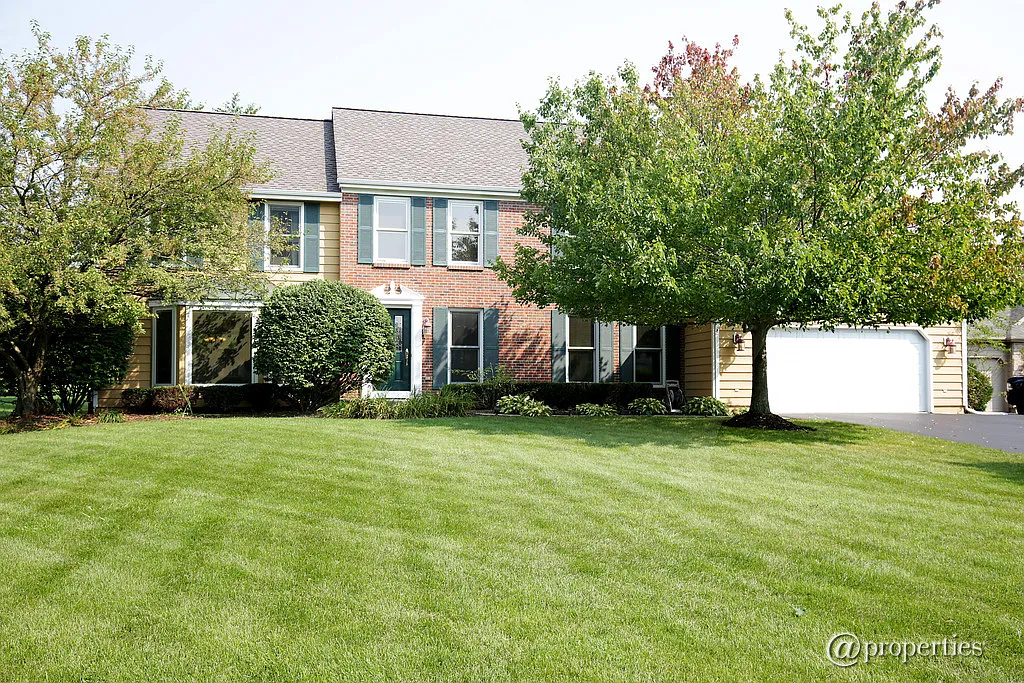 3302 Woods Creek Ln photo 1