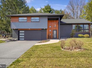 1322 Penfield Rd, State College, PA 16801