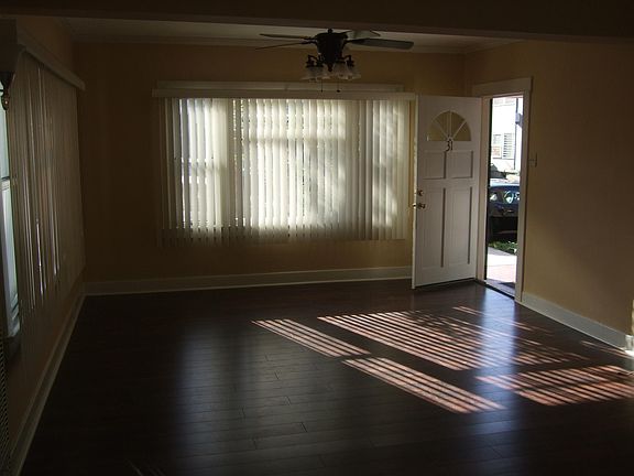 3rd image of 31 Esperanza Ave