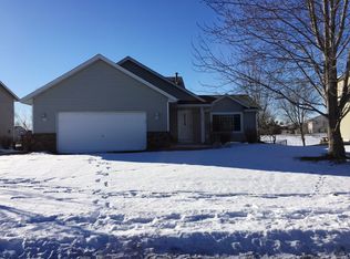 5409 89th Cres N, Brooklyn Park, MN 55443