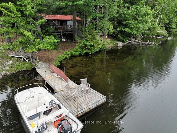 3rd image of 1293 Causeway Dr