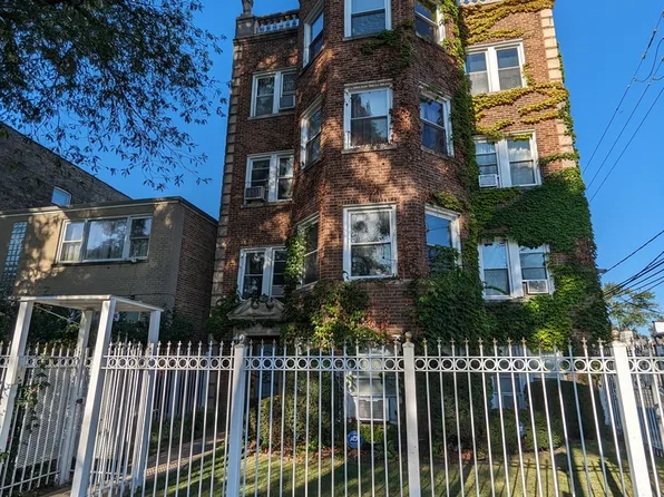 (undisclosed Address), Chicago, IL 60659
