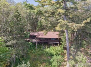 39 Crooked Pine Rd, Boothbay Harbor, ME 04538