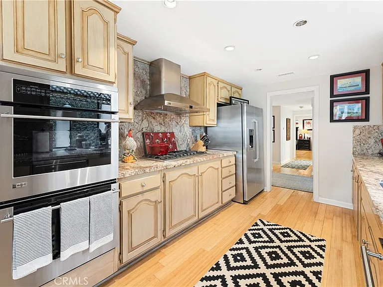 1 Sea Cove Ln — Photo 10