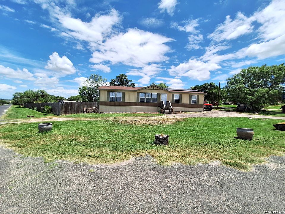 1st image of 411 County Road 561