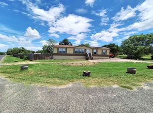 411 County Road 561, Castroville, TX 78009