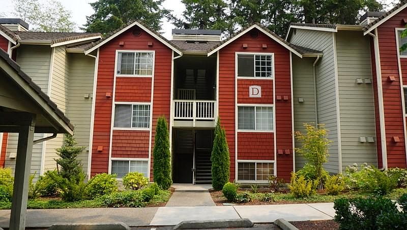 1st image of 15433 Country Club Dr Unit D304